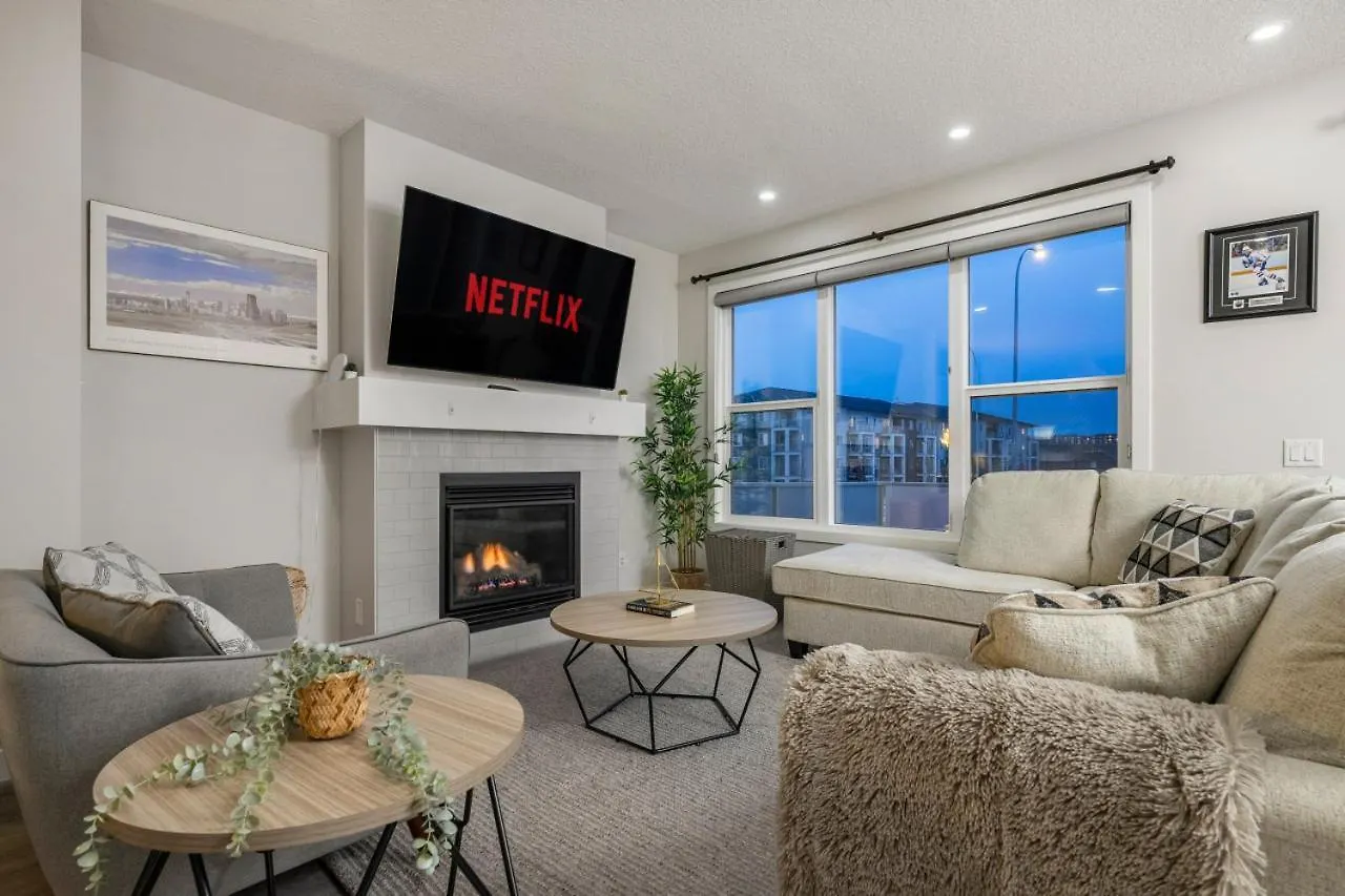 Luxury House In Sage, Sleeps 9, Free Banff Pass Villa Calgary Holiday home