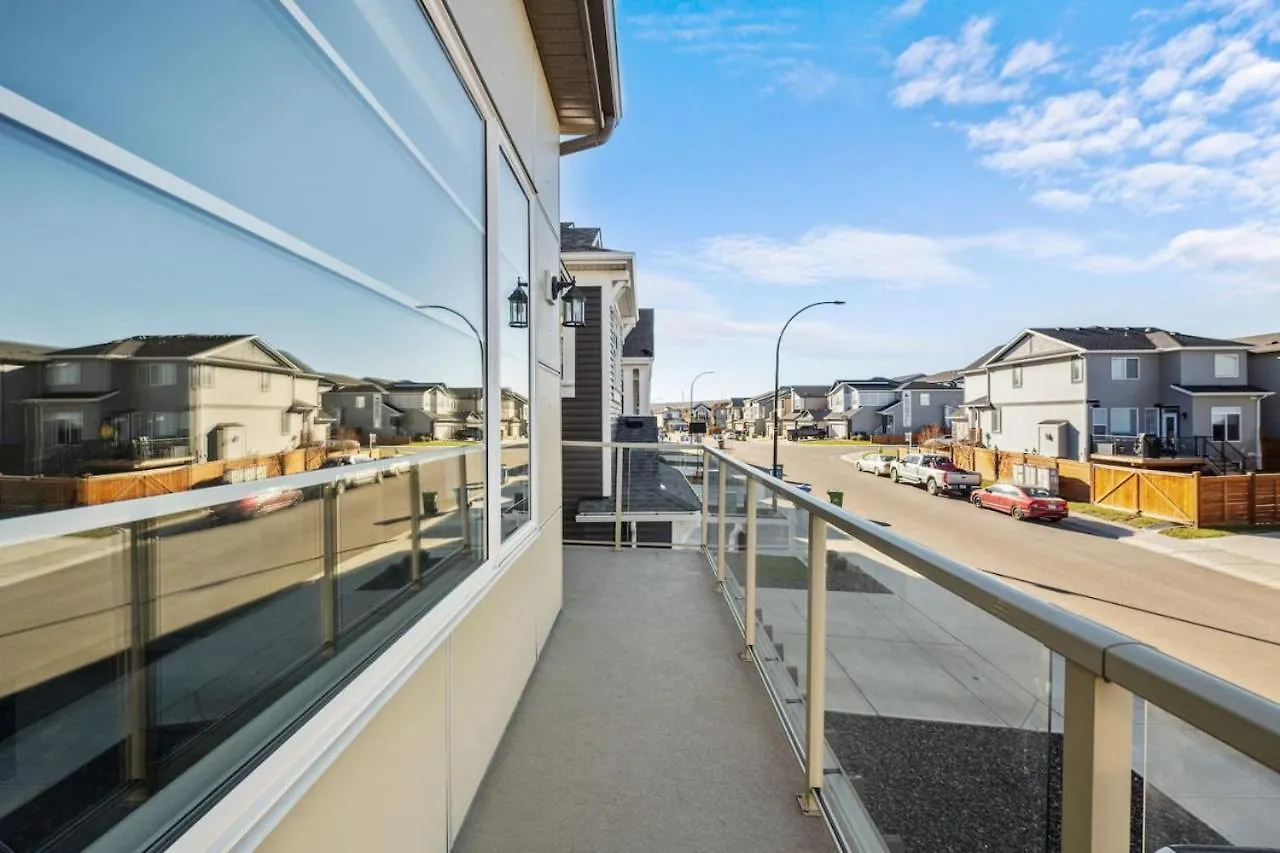 Luxury House In Sage, Sleeps 9, Free Banff Pass Villa Calgary Canada